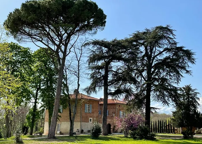 Chateau Du Go