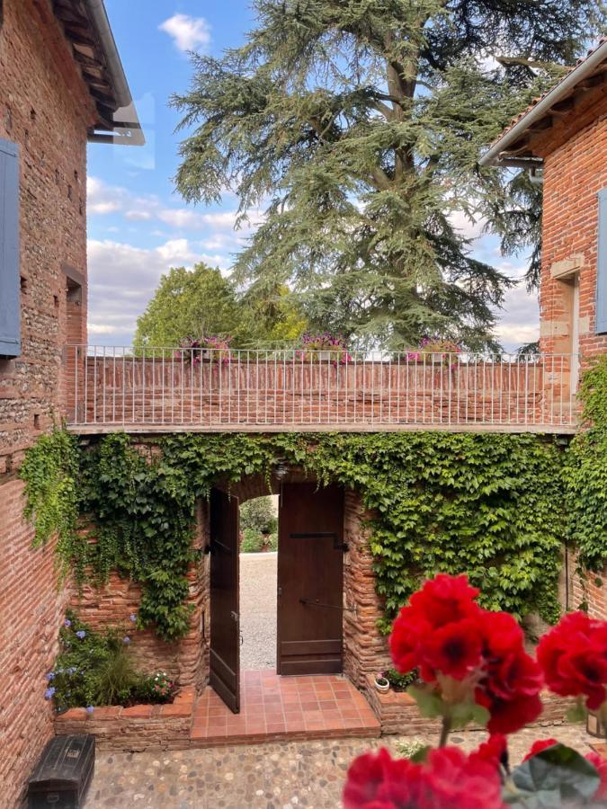 Chateau Du Go Guest house
